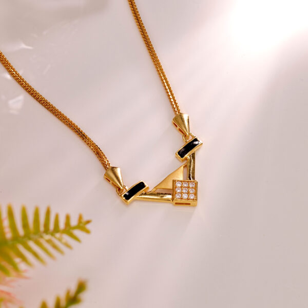Square Pattern Dreamy Gold Necklace